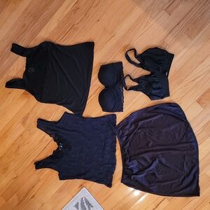 Lot of Women's Black Intimate Wear (2 camis, 2 bras, 1 slip) Mixed Sizes, Brands